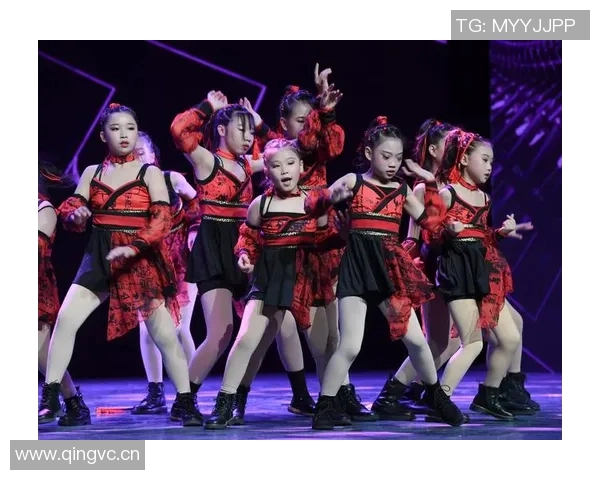 广州飞盘队在世界街舞大赛中的精彩表现与状态分析